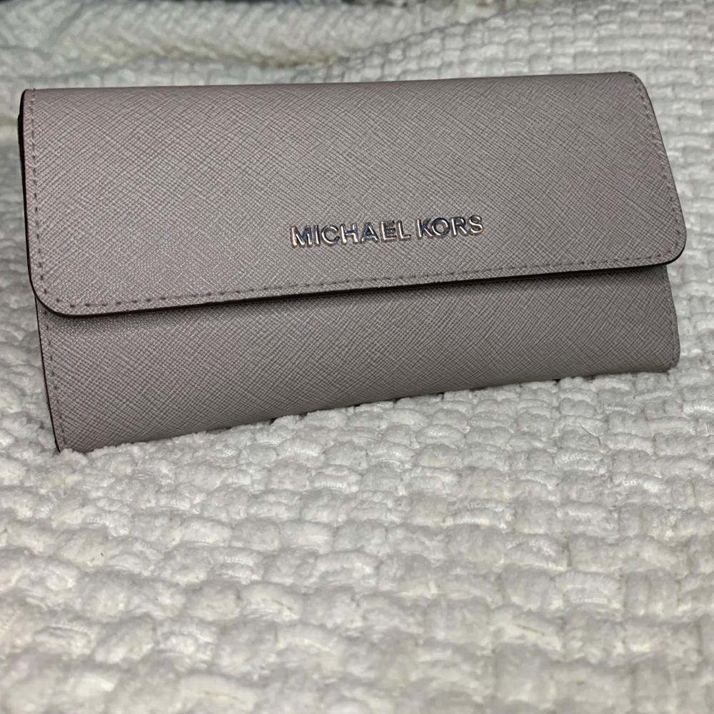 Michael Kors Trifold wallet